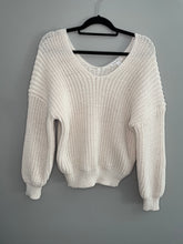 Load image into Gallery viewer, Cream Loose Knit Sweater
